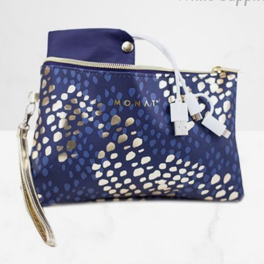 Monat Wristlet